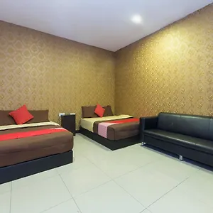 Hotel Night Queen